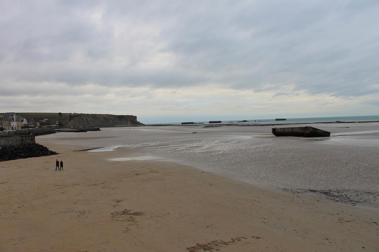 Arroplace Arromanches-les-Bains Exteriör bild